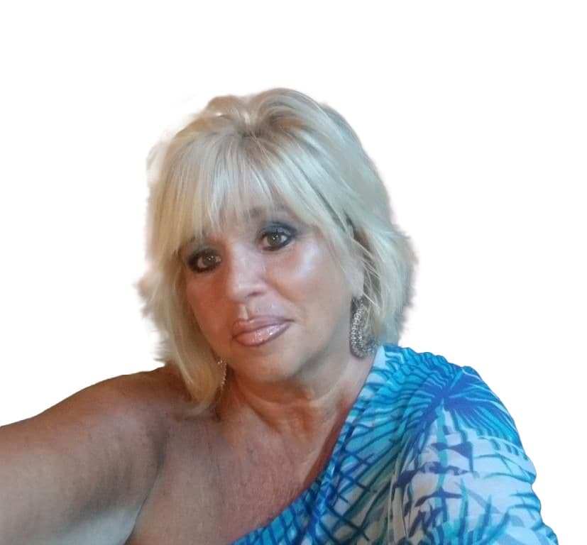Cecilia Aweeky, Licensed Real Estate Salesperson